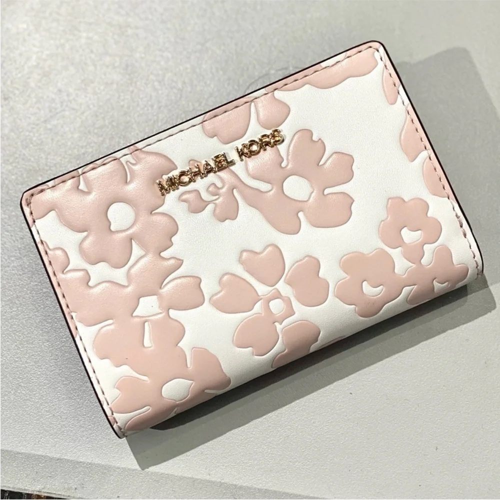 Michael Kors elegant michael