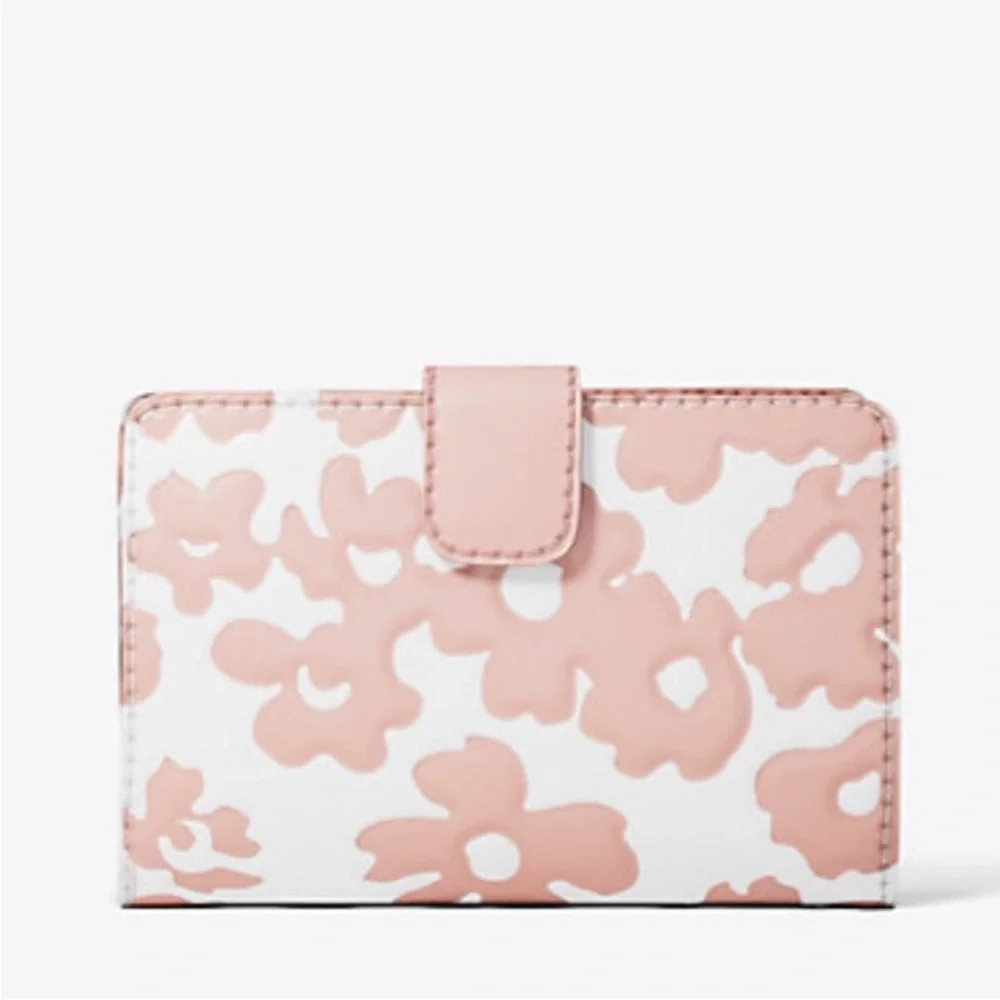 Michael Kors elegant michael