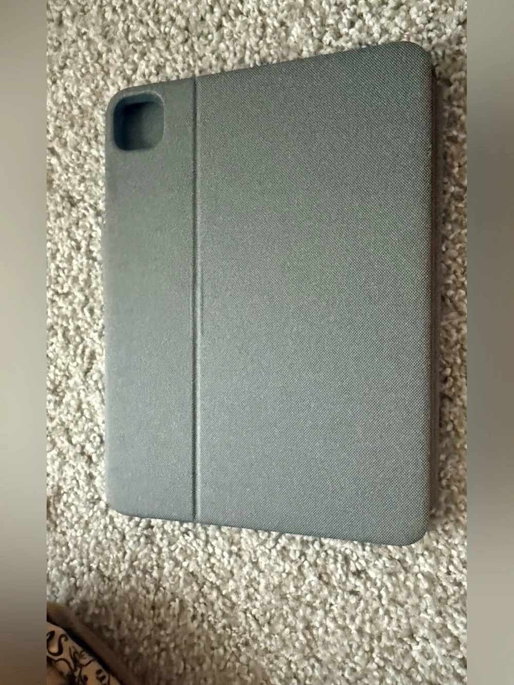 Logitech remove protective exterior