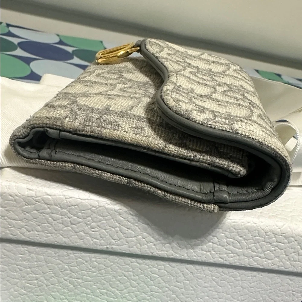 Dior chic wallet