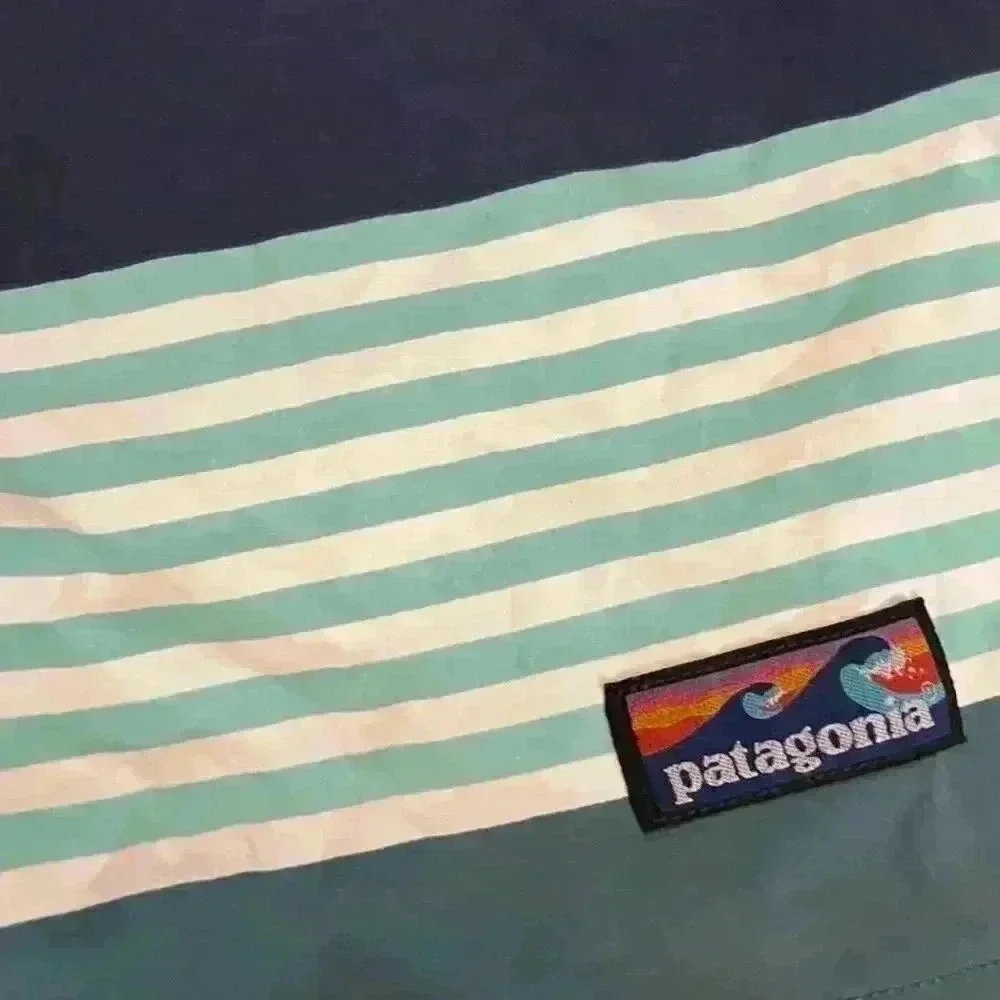 Patagonia men sz lightweight