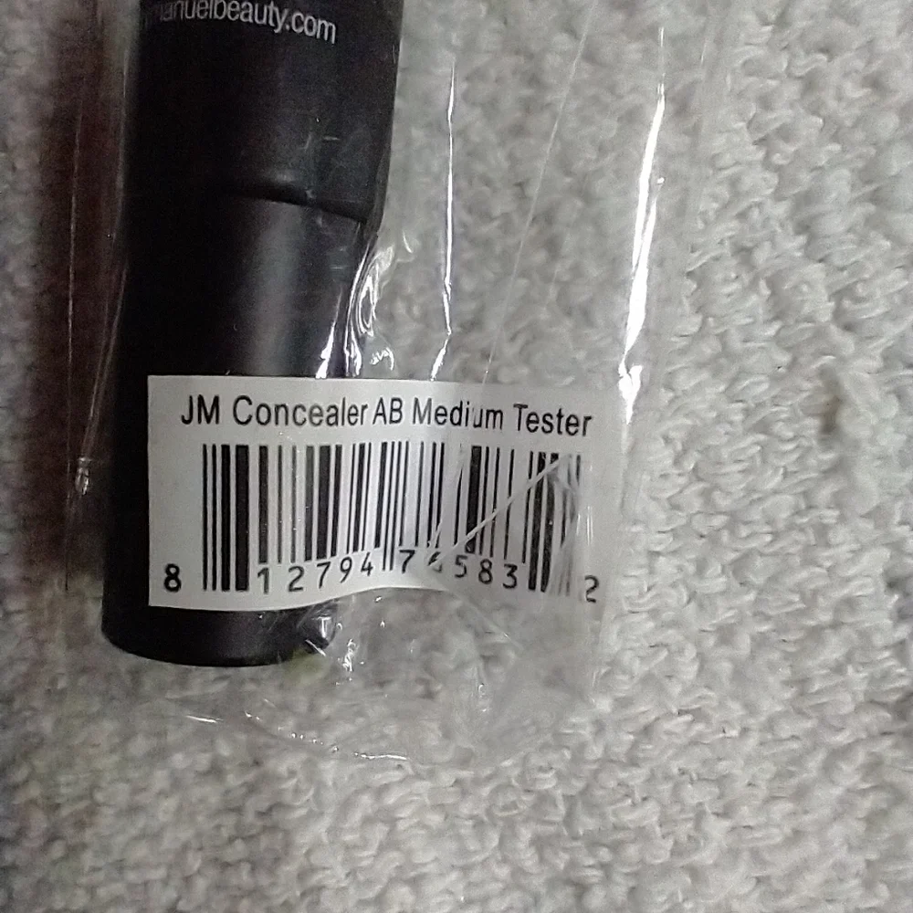 Jay manual concealer ab medium
