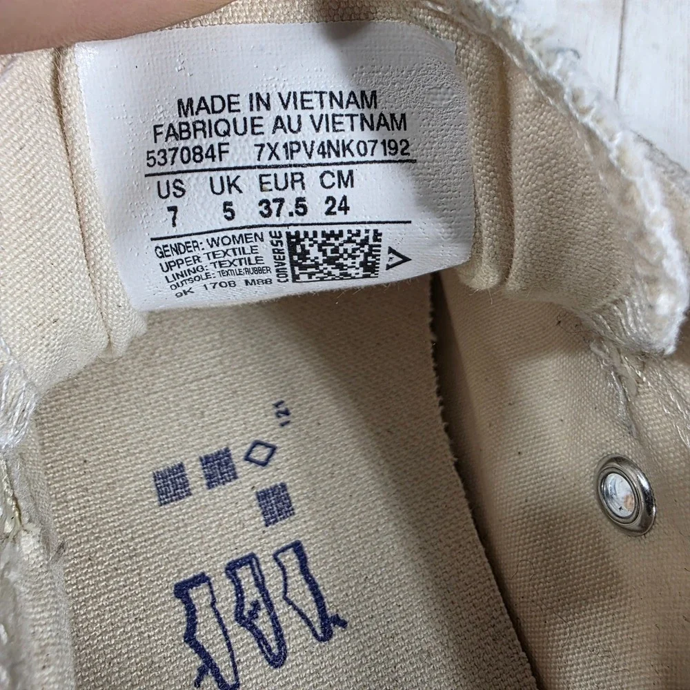 Converse iconic chuck
