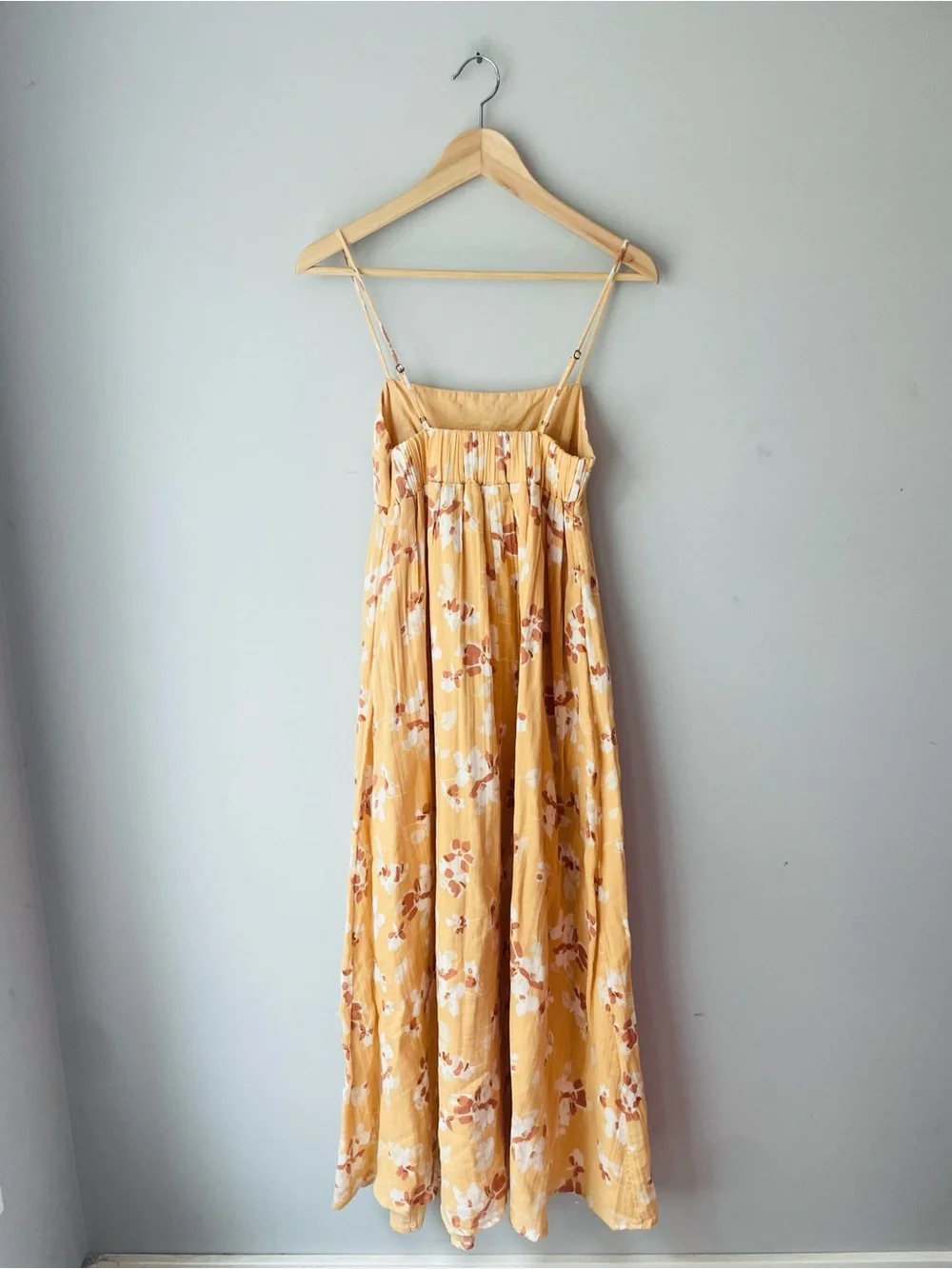 Abercrombie & Fitch yellow perfect floral