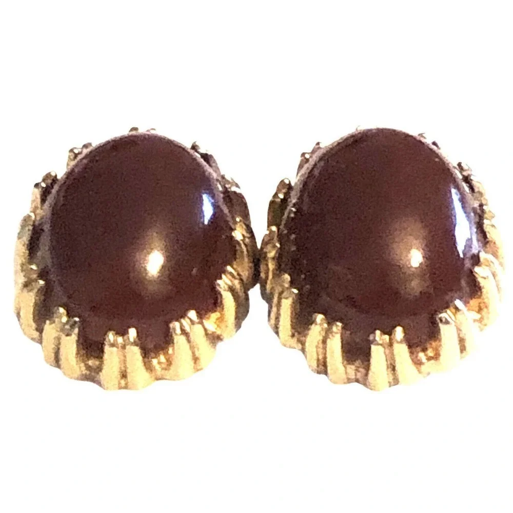 Reja Glass Domed Carnelian Cabochon Gold Plated Signed Clip On Earrings