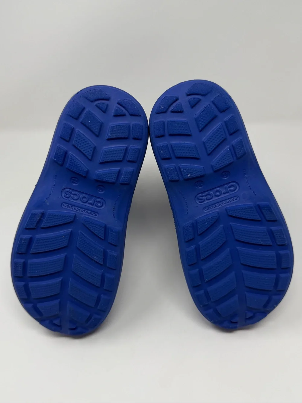 CROCS durable waterproof