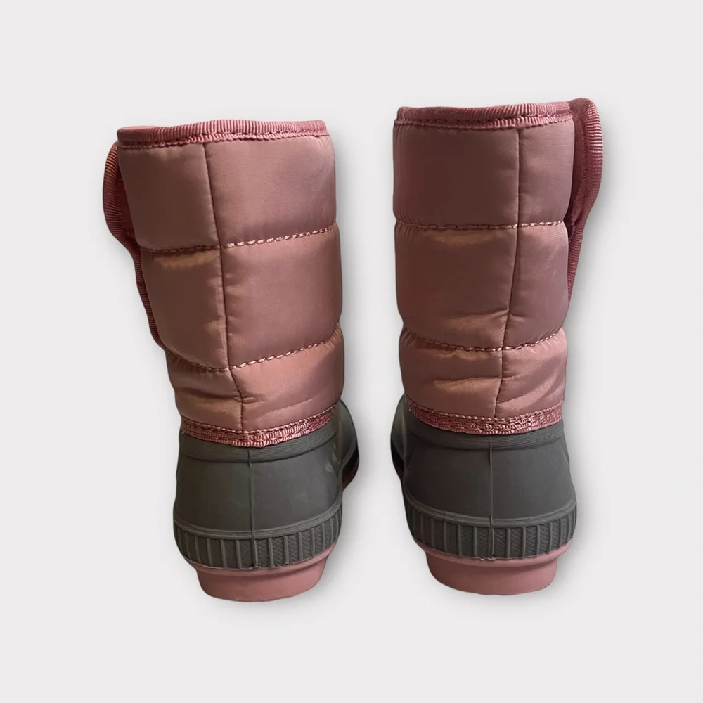 Old Navy Pink And Gray Puffer Snow Boots