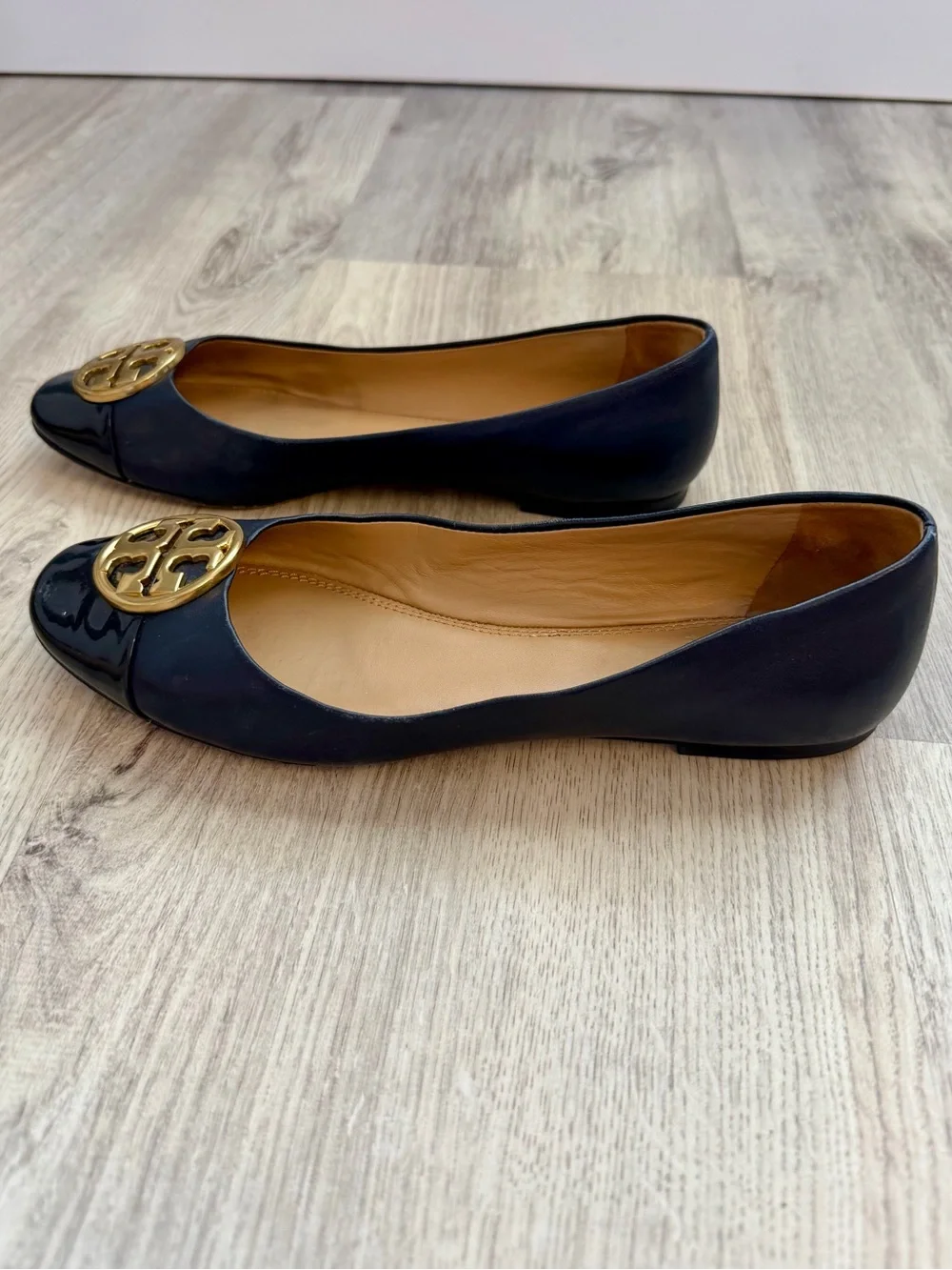 Tory Burch - Women's Navy Blue Benton Patent & Leather - Ballet Flats w/ Dustbag