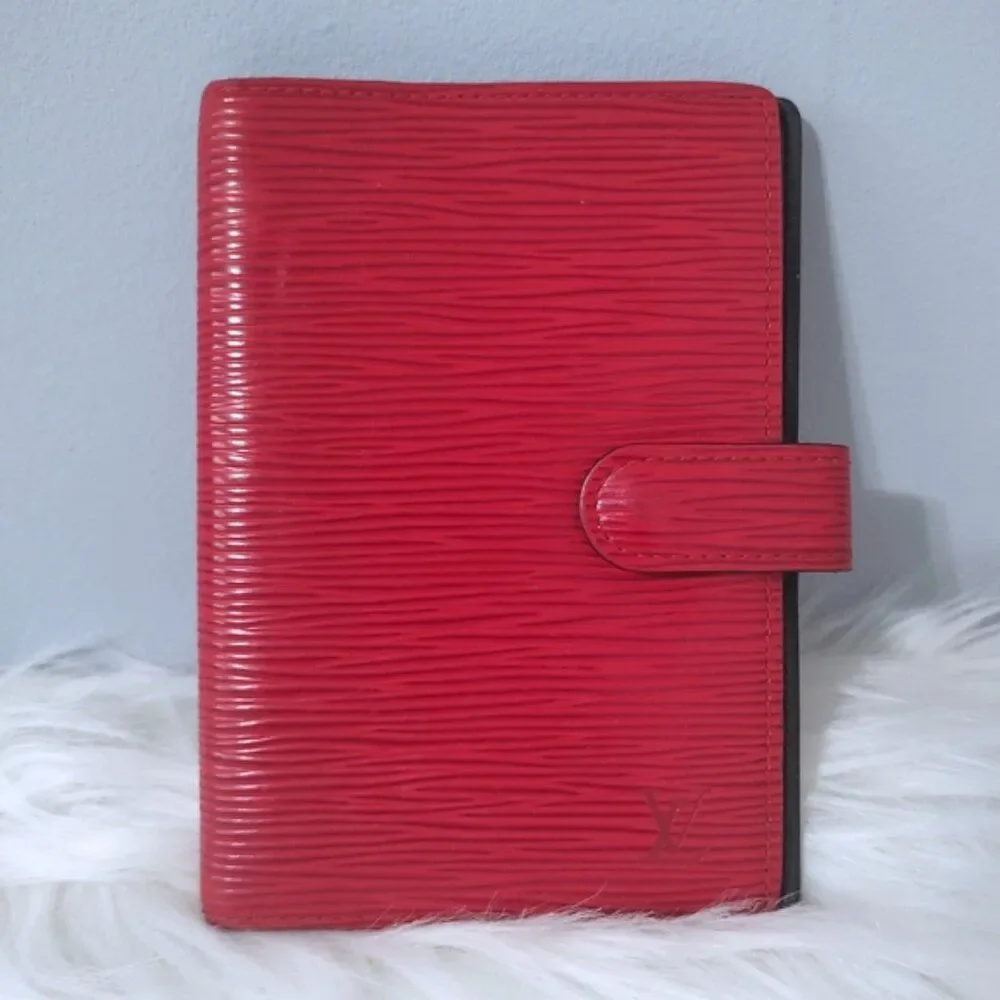 Louis Vuitton epi agenda 1990s EUC