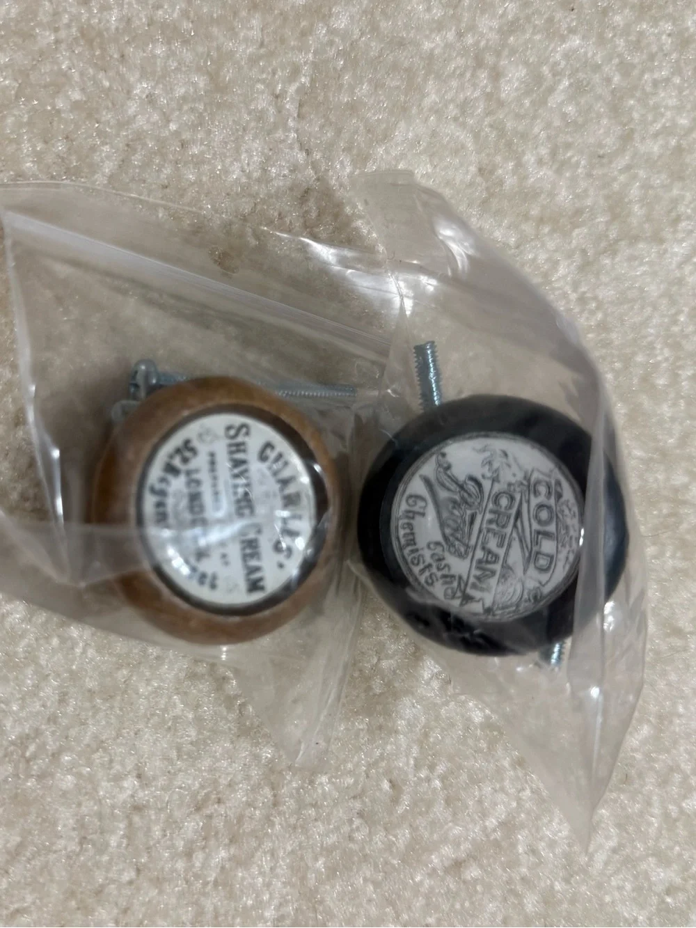 Vintage-Style Farmhouse Black and Brown Decorative Drawer Knobs - NWT