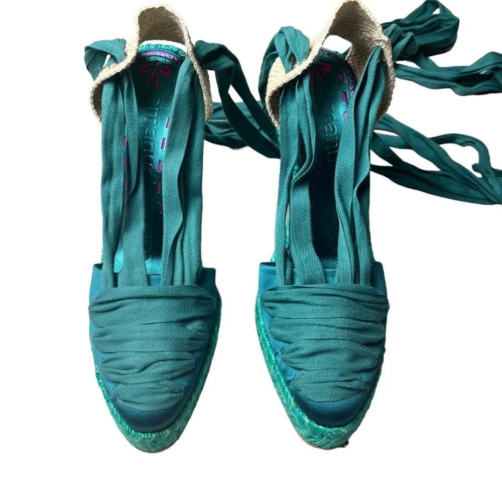 Emanuel Ungaro stunning shade