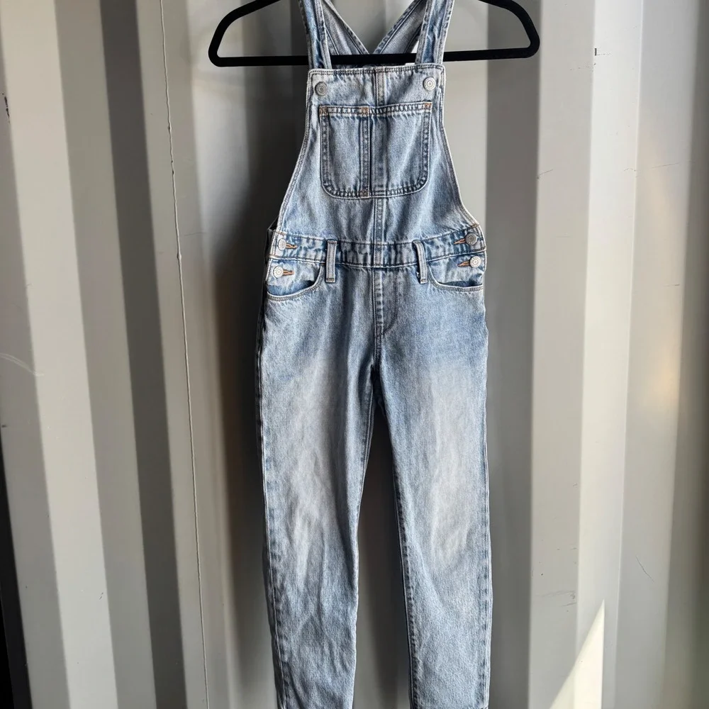 Old Navy Denim Overalls Kids Size M 8 Light Wash Blue 90s Aesthetic Streetwear