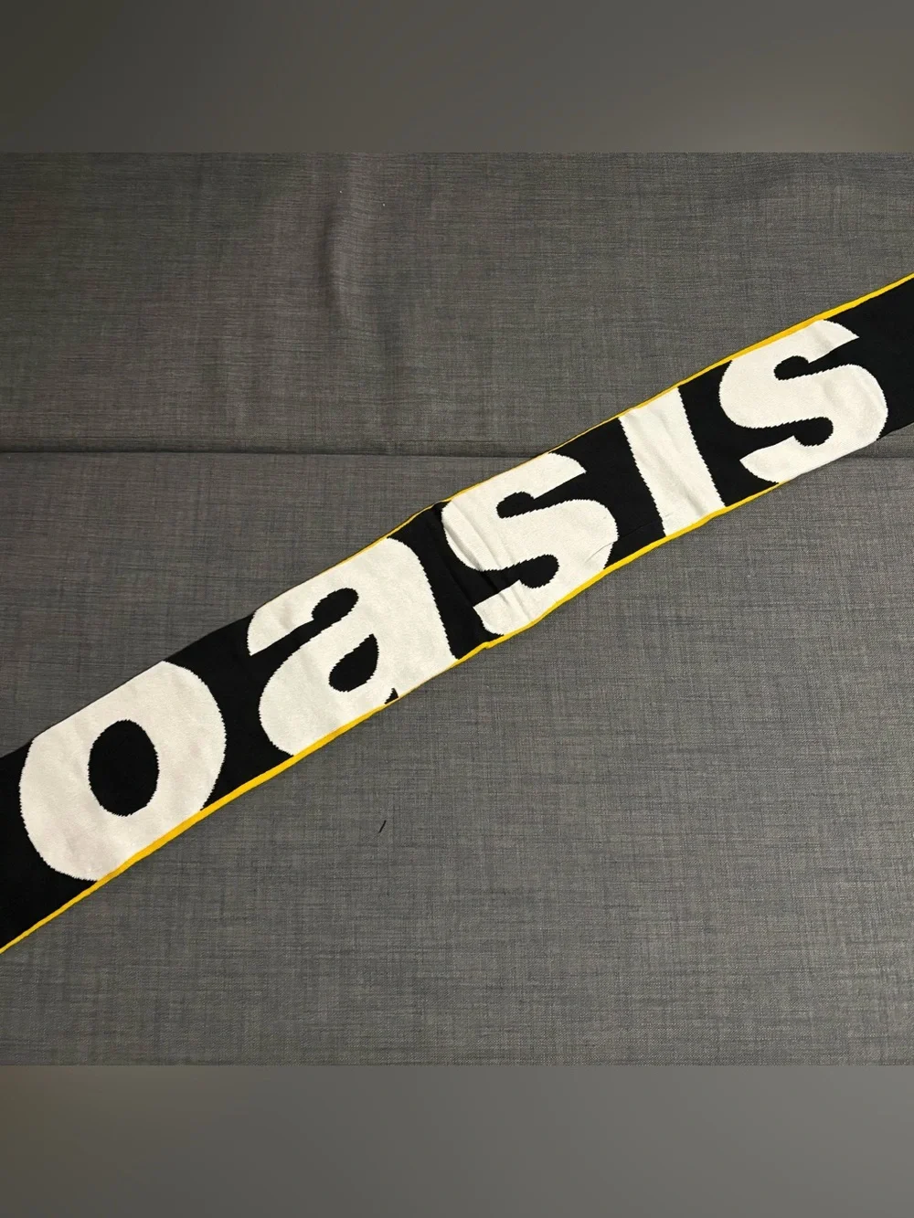 Oasis official live