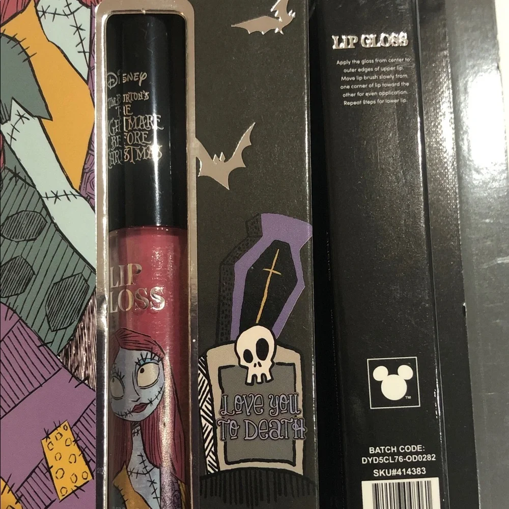 Disney’s‎ Tim Burton Nightmare Before Christmas Sally and Jack lip gloss set new