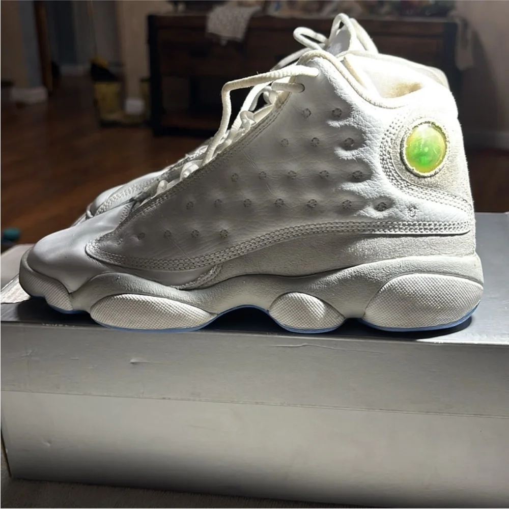 Nike Air Jordan 13 Retro Sz‎ 5.5y UNC White Flint Neutral Grey