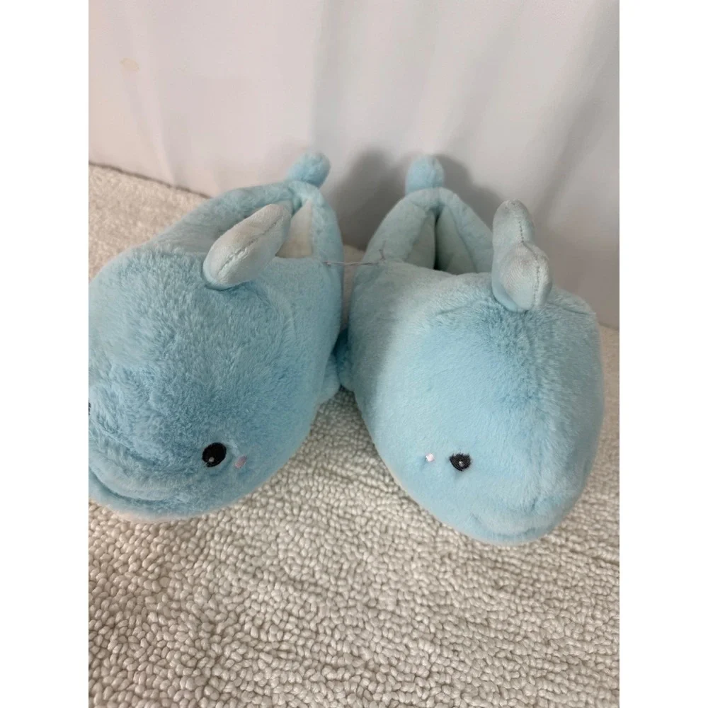 Cat & Jack Kids XL Whale Plush Slippers Blue Size 6-7 New w/ Tags Cute‎