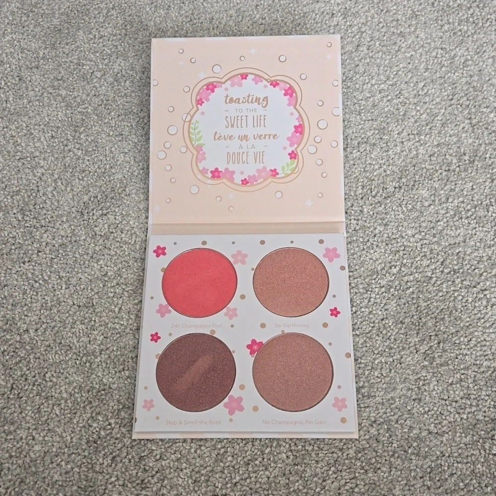 Cotton Candy Champagne Blushlighter Palette