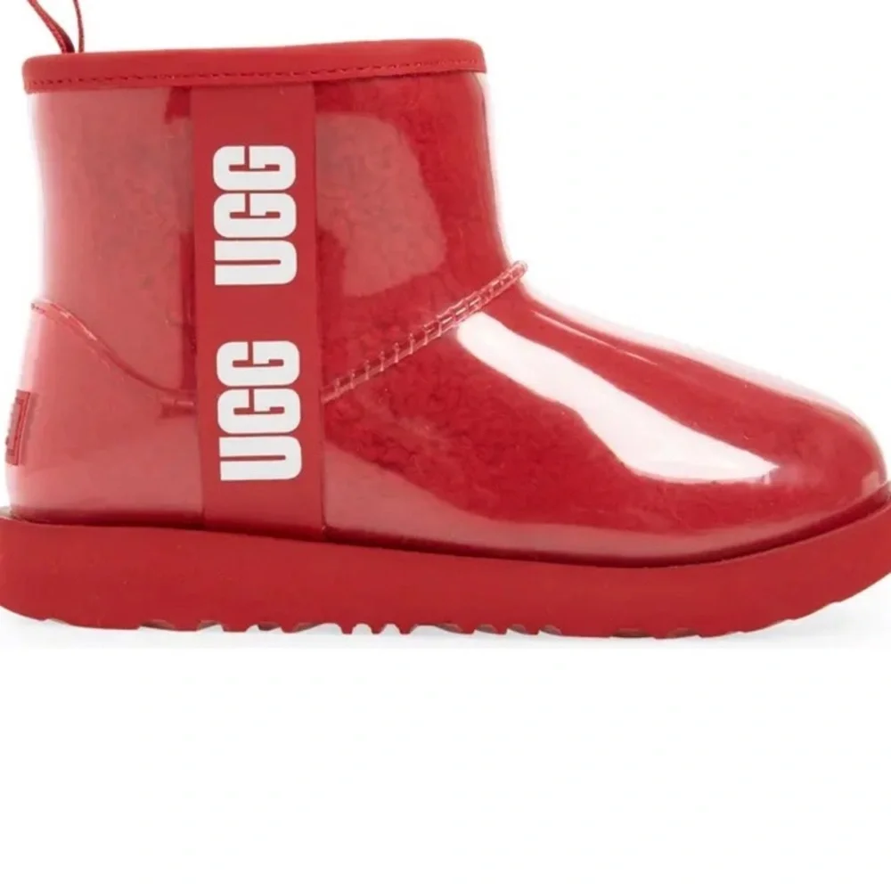 UGG Classic Clear‎ Mini II waterproof boots