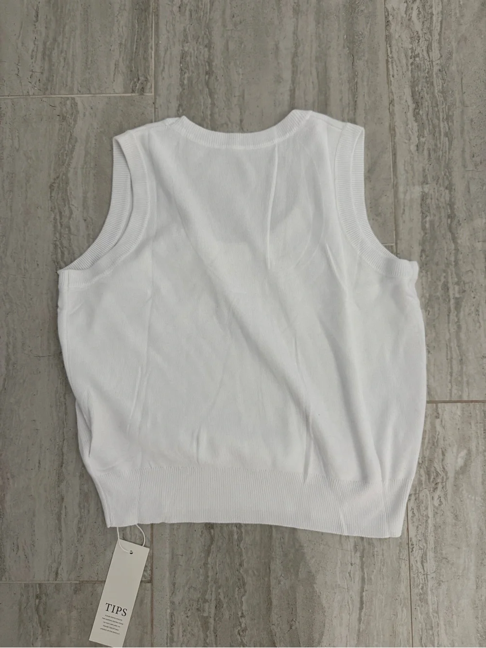 N/A white sleeveless
