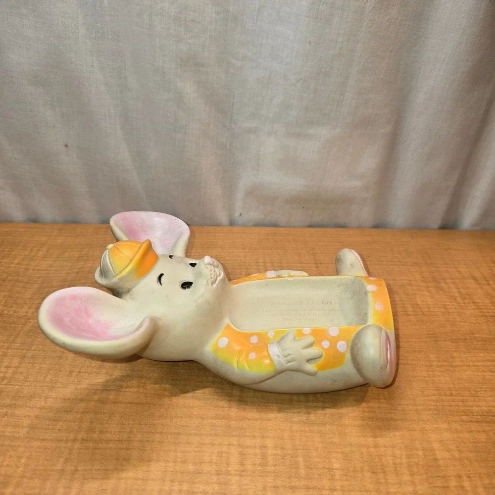 Vintage Rare Merle Norman‎ Cosmetics Squeaky Clean Rubber Soap Dish Bunny Rabbit