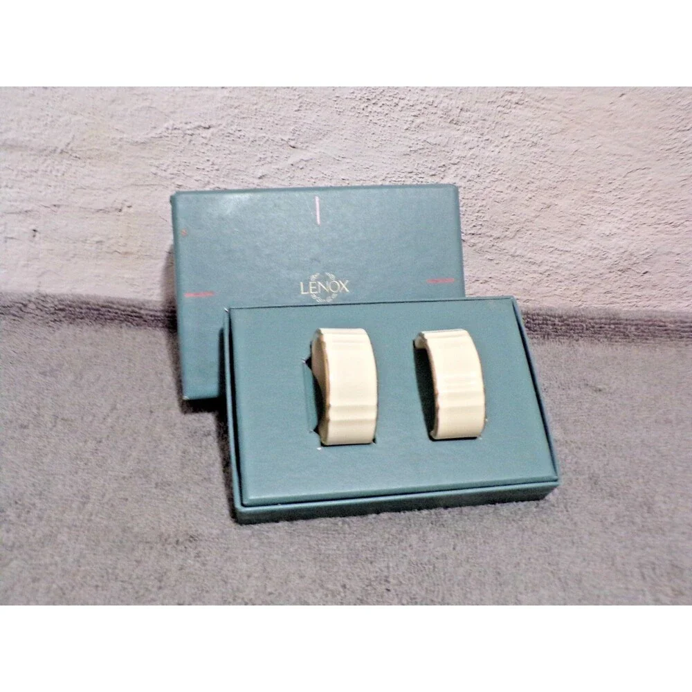 Lenox porcelain napkin table