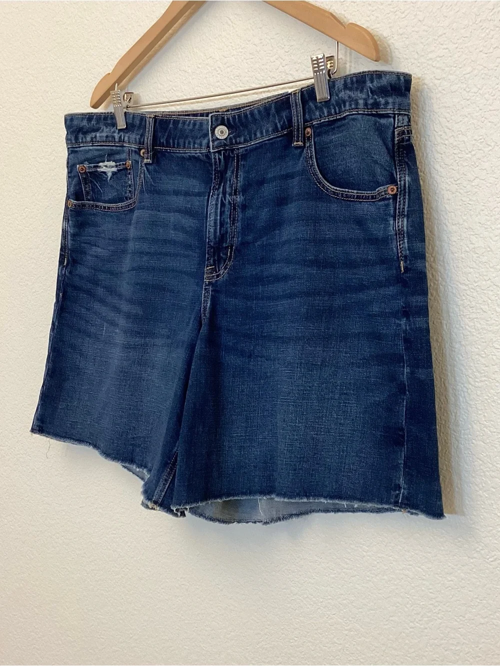 American Eagle Outfitters 16 july low