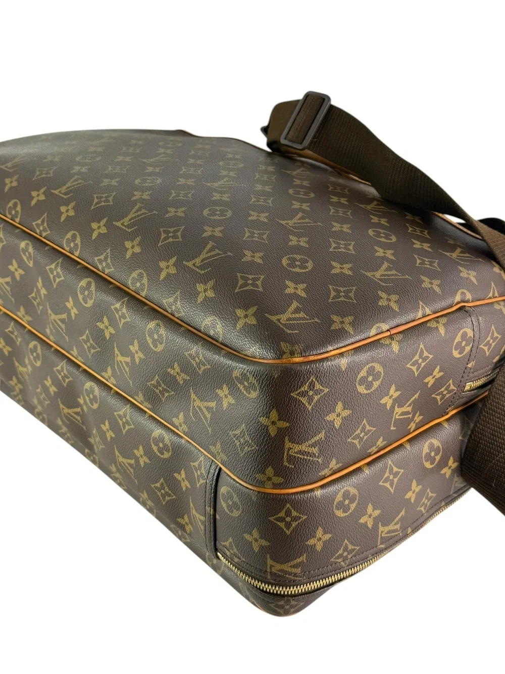 Louis Vuitton very good