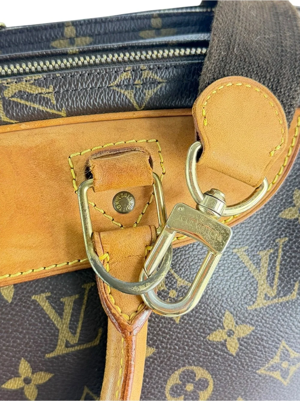 Louis Vuitton very good