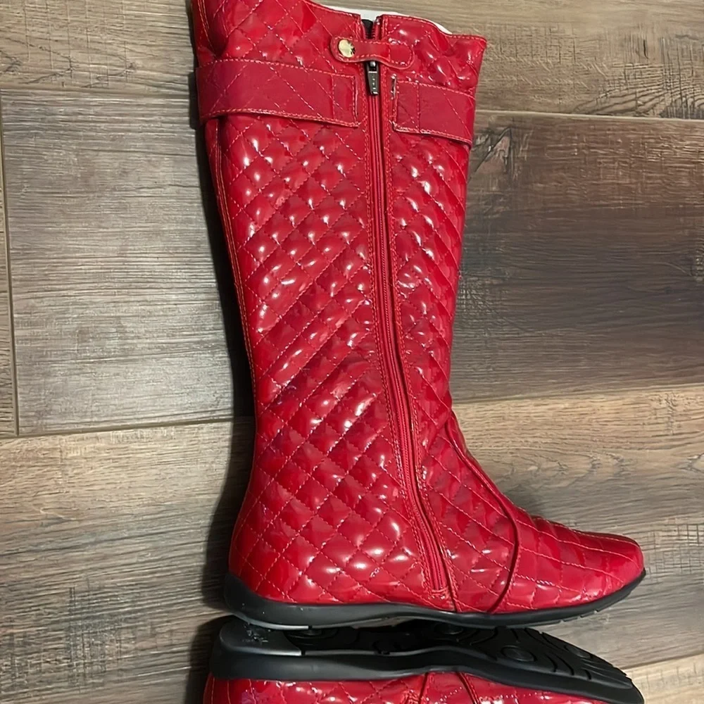 Primigi Red Quilted patent leather‎ boots size 36/5.5
