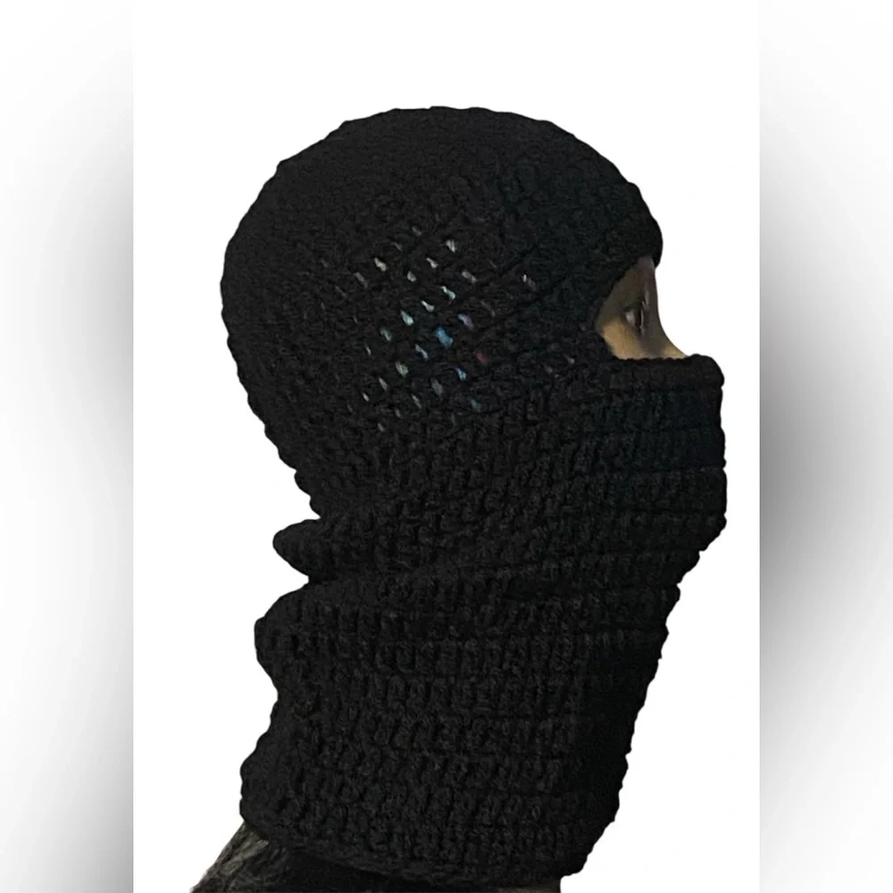N/A weather black