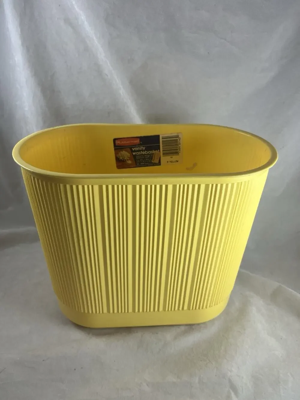 Rubbermaid Ribbed Wastebasket Yellow Trash Can #2954 Vintage 1982