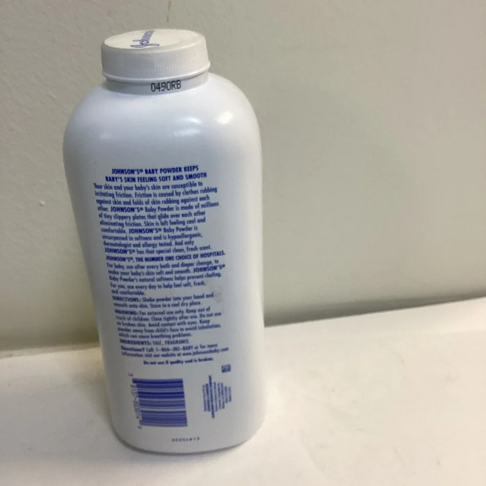 Johnsons & Johnsons Original Formula 1994 Talc Baby Powder  22 oz   Full