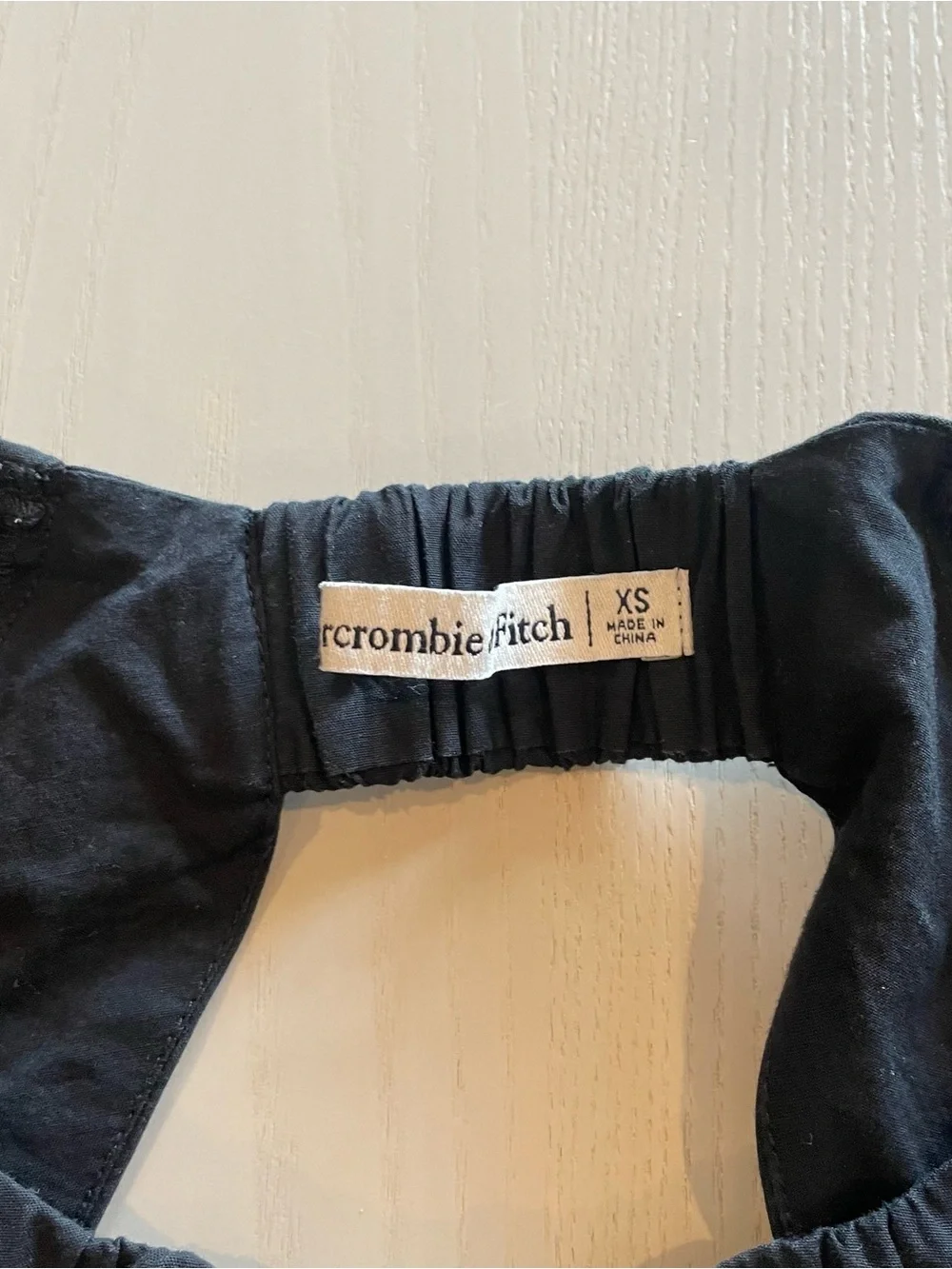 Abercrombie & Fitch puff sleeves