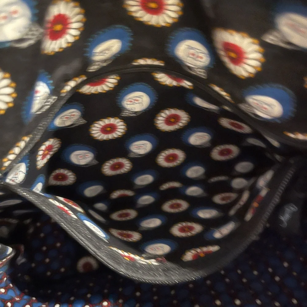 Vera Bradley stylish versatile