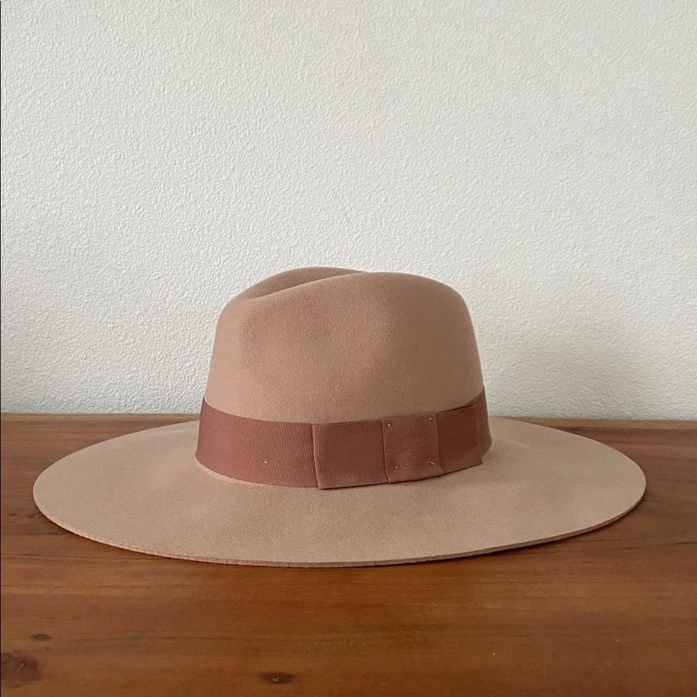 Brixton Joanna neutral felt wool hat wide floppy brim fedora grosgrain ribbon M