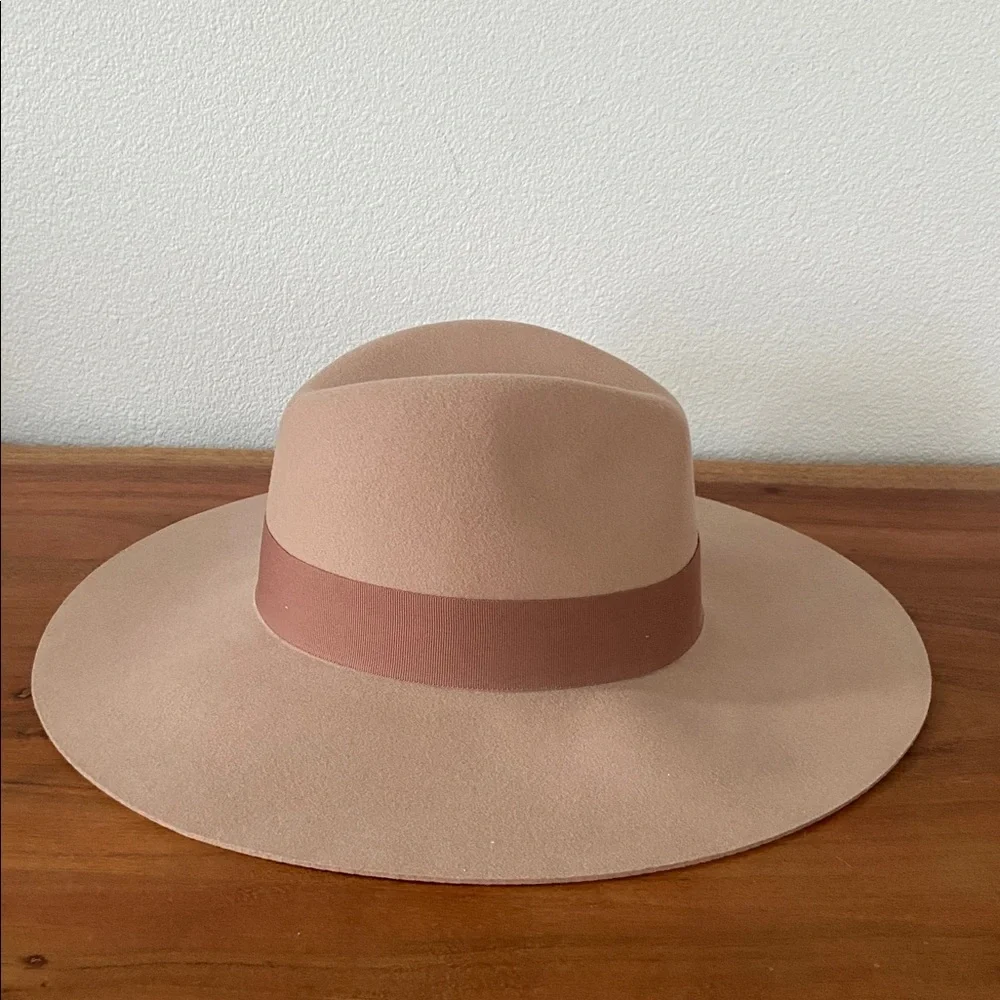 Brixton grosgrain ship