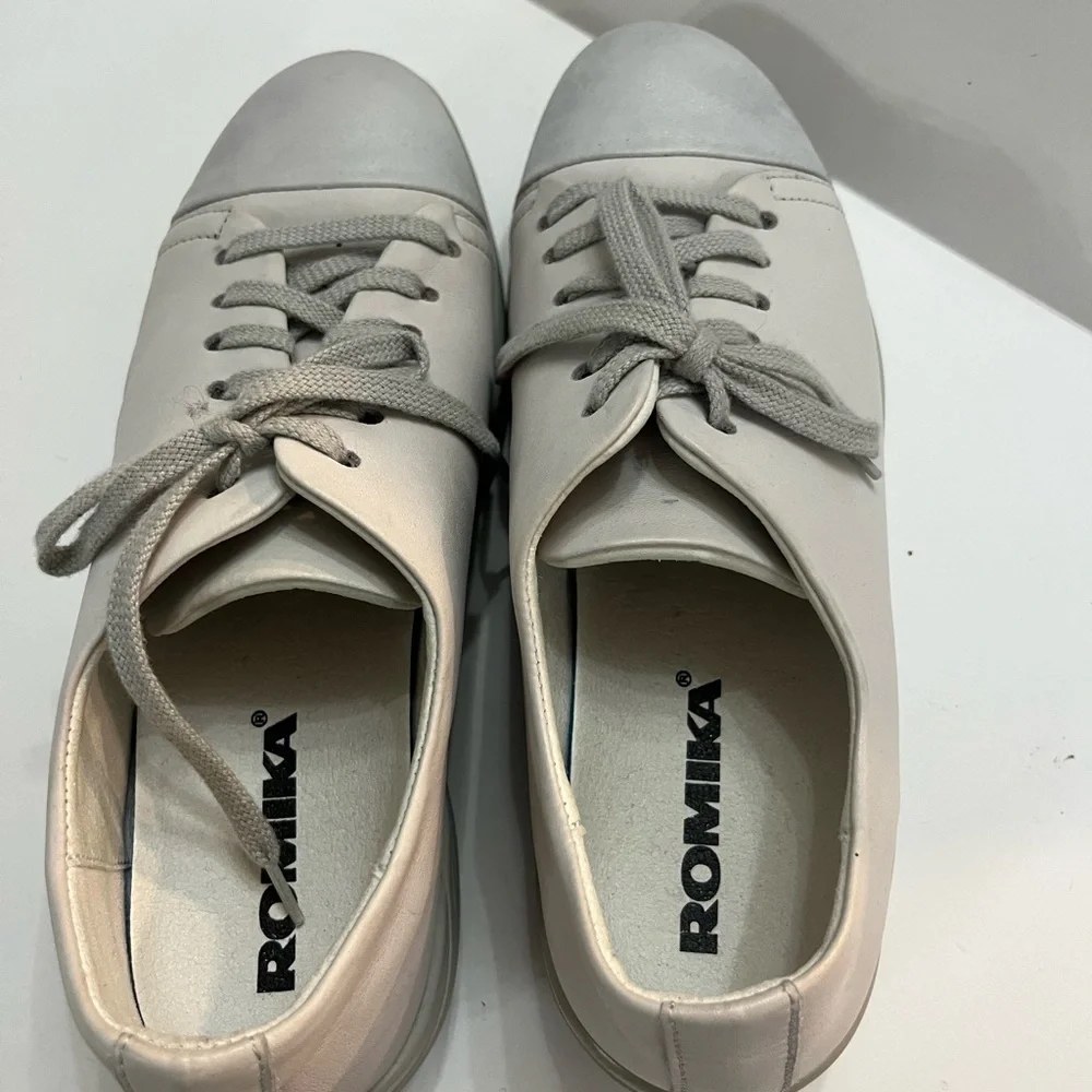 Romika white leather