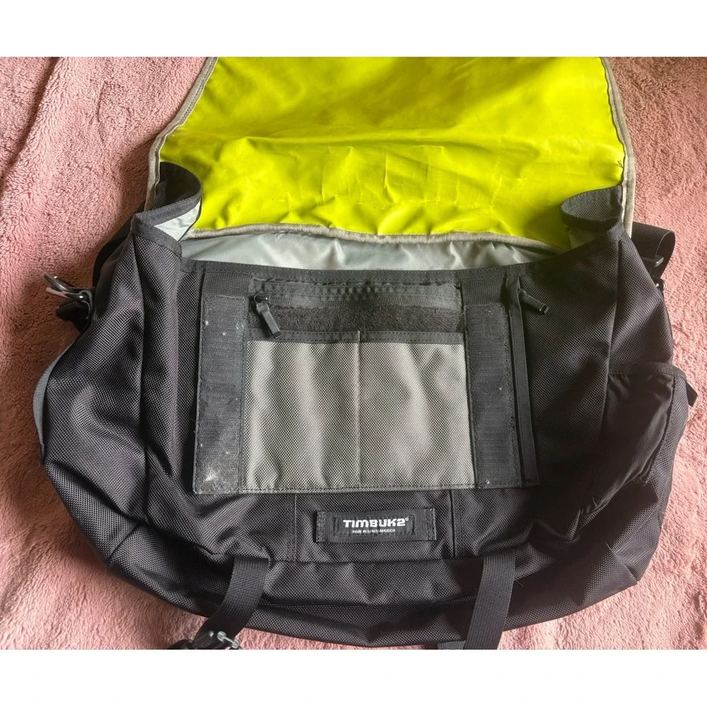Vintage Timbuk2 Black Gray Rare Design Large Messenger Carry Bag-See Description