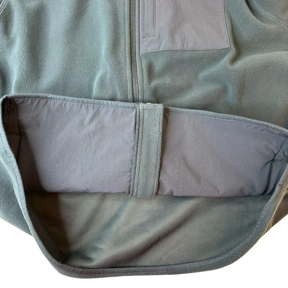 Duluth Trading Co 100% polyester