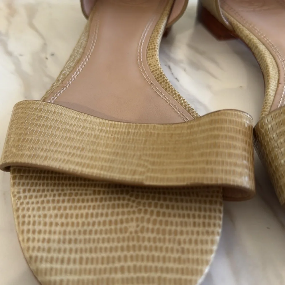 Tory Burch tory burch