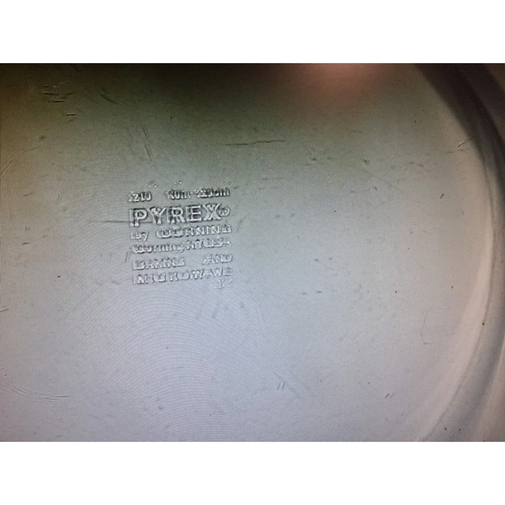 Pyrex vintage 210