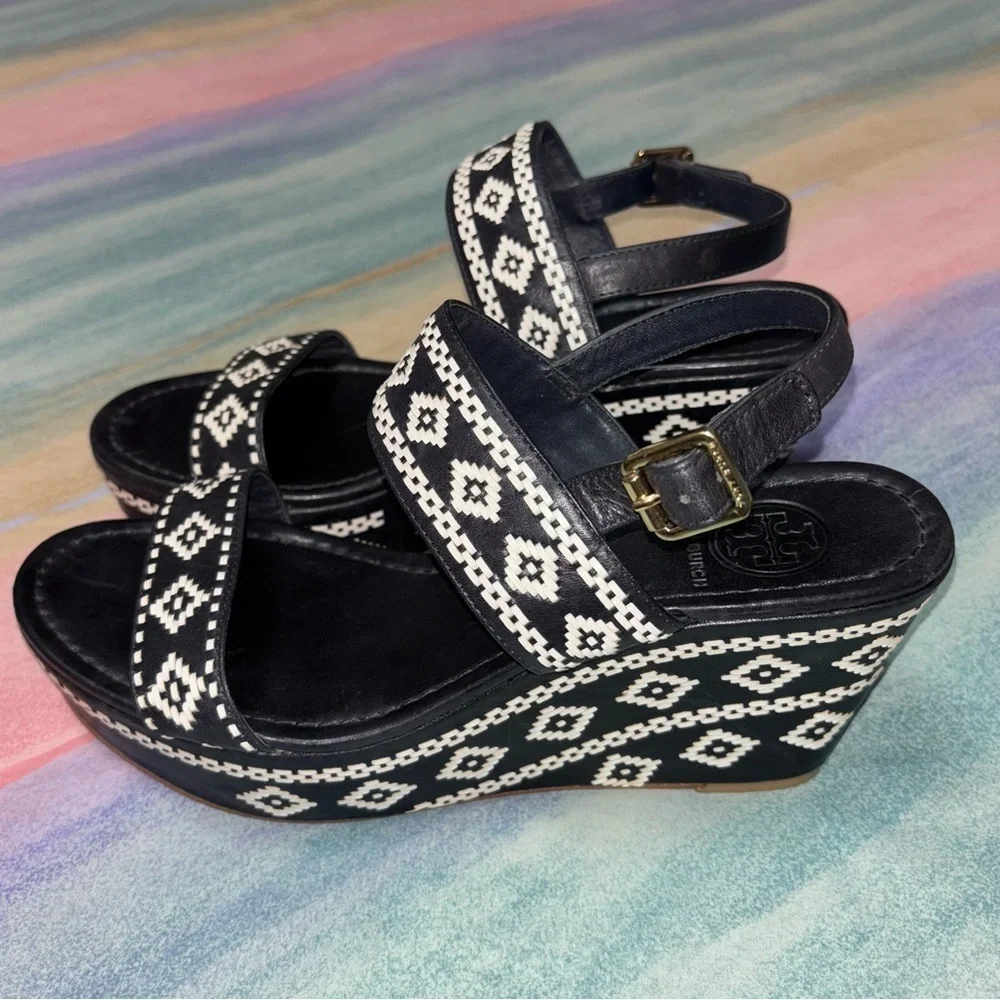 Tory Burch Reena Wedge Platform Sandal Size 10.5 Aztec Design