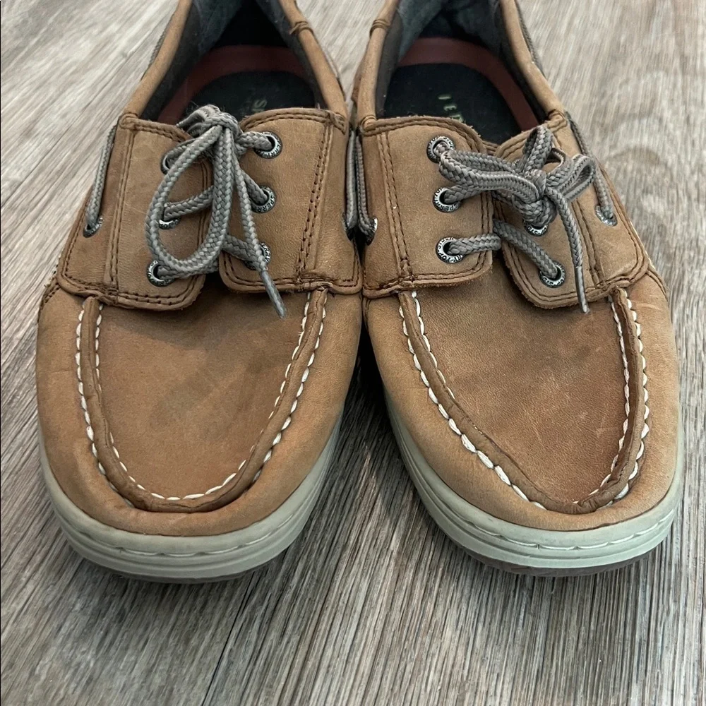 Sperry stylish tan