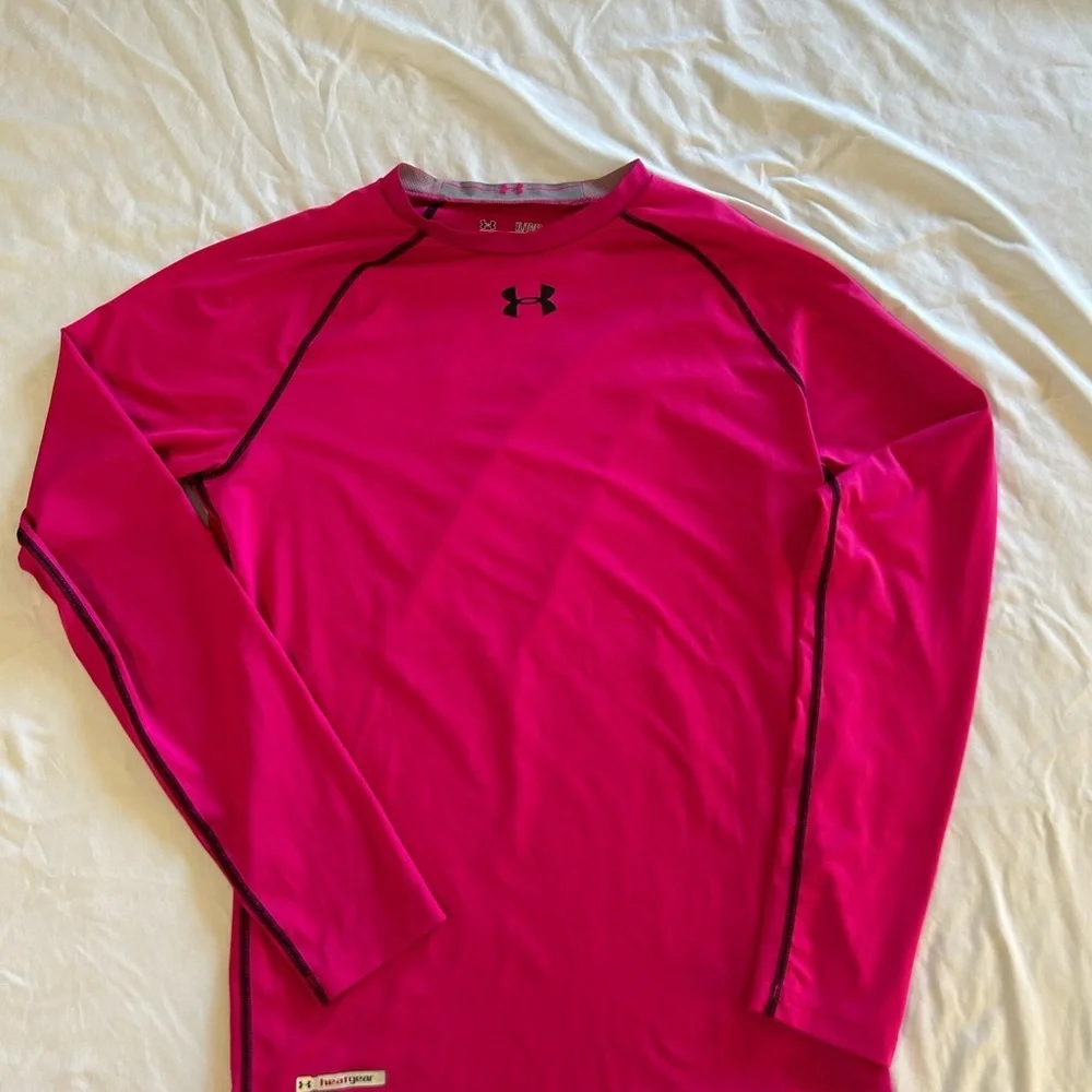 Under Armour vibrant fuchsia