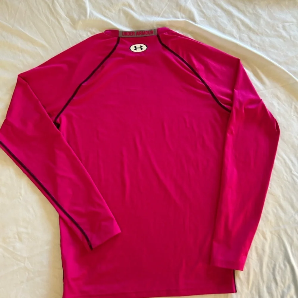 Under Armour vibrant fuchsia