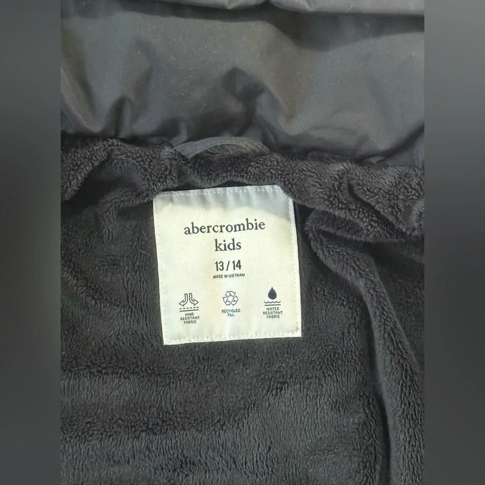 abercrombie kids versatile simple