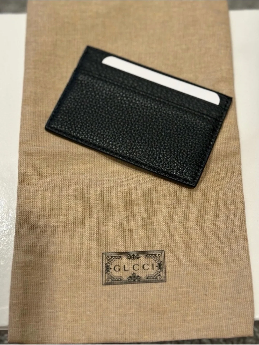 Gucci slim leather front