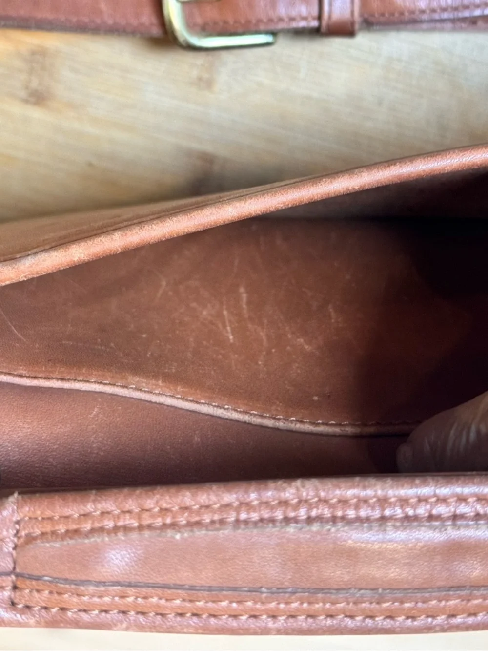 VTG COACH Rare Crossbody Leather Messenger Bag - Brown