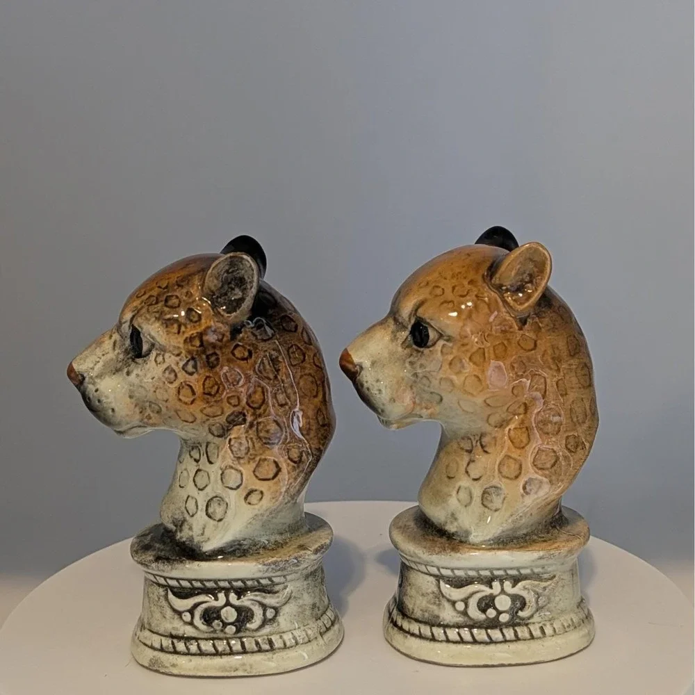 Vintage Ceramic Leopard Head Salt And Pepper Shakers Made In Japan