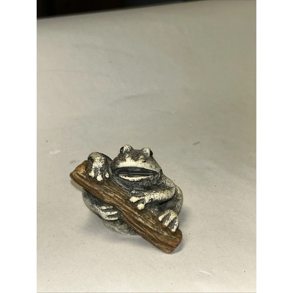 Vintage Frog Holding a Log Figurine Garden Decor